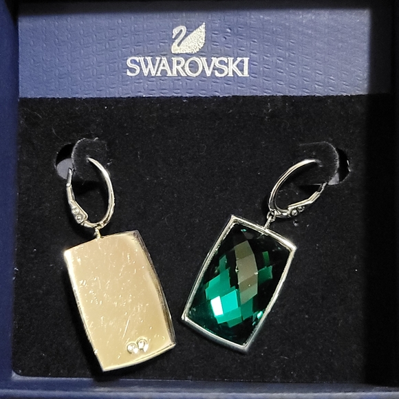 Swarovski Earings - Picture 2 of 3